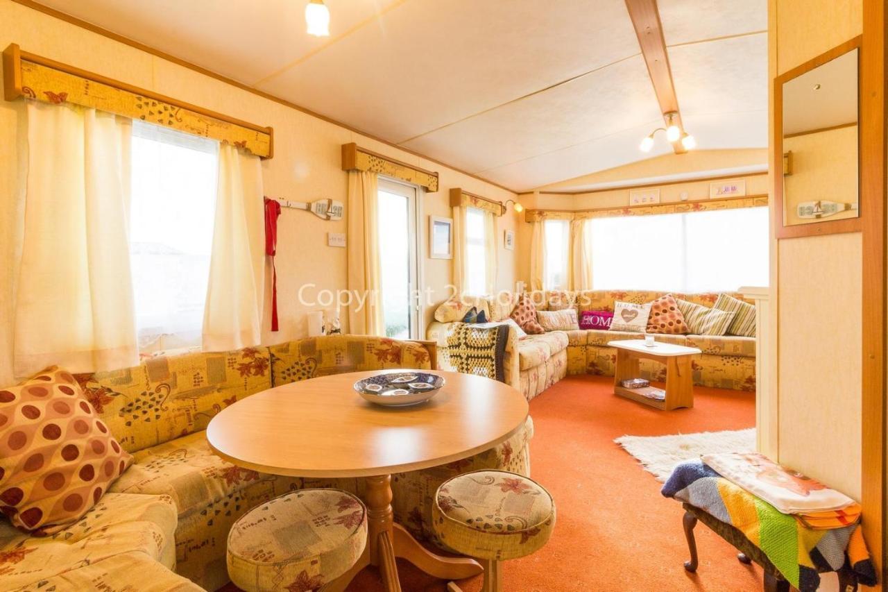 8 Berth Caravan For Hire At Heacham Holiday Park In Norfolk Ref 21024F酒店 外观 照片