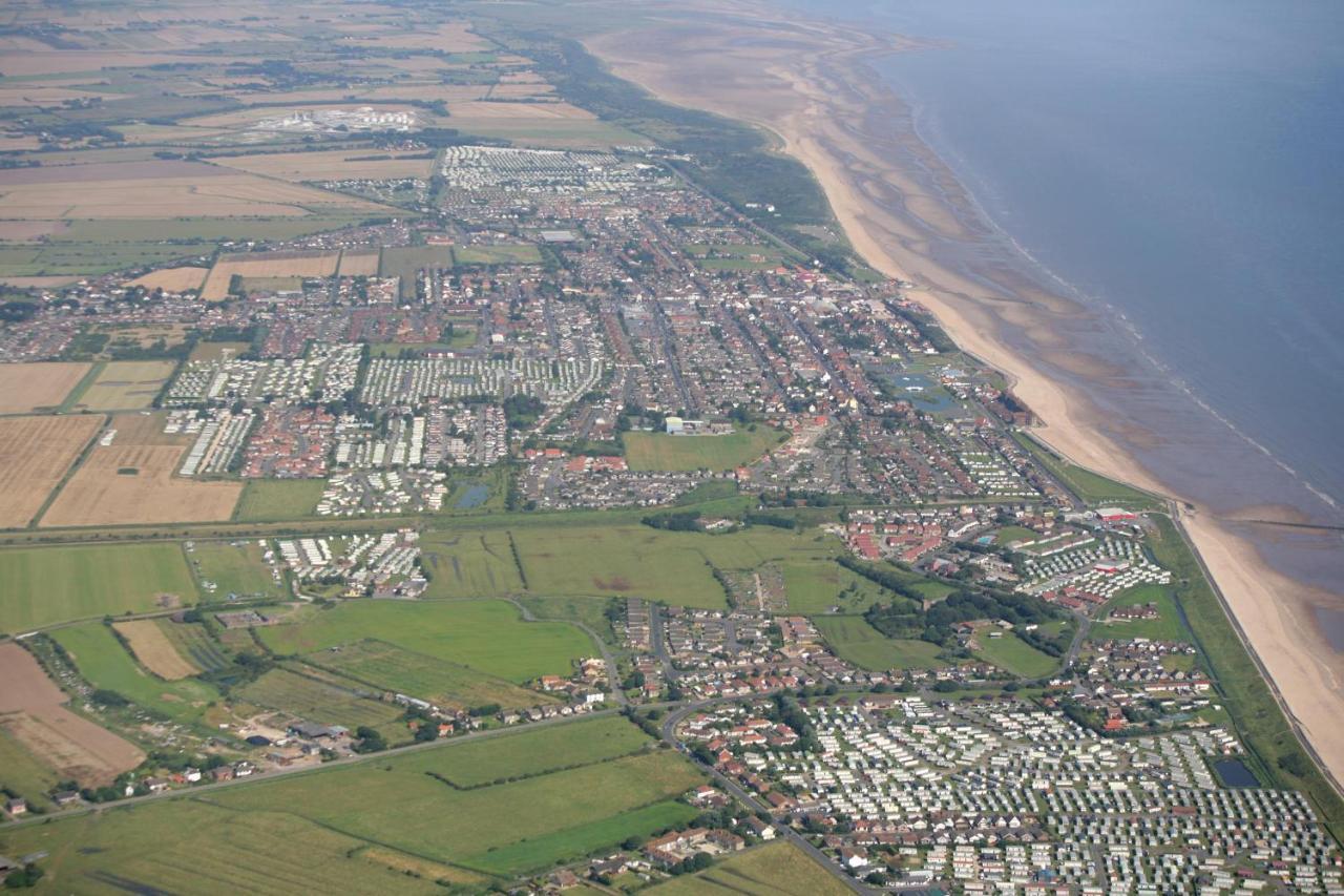 8 Berth Caravan For Hire At Heacham Holiday Park In Norfolk Ref 21024F酒店 外观 照片